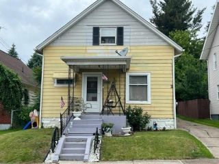 Foreclosed Home - 152 E 29TH ST, 16504
