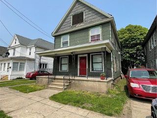 Foreclosed Home - 1130 E 26TH ST, 16504