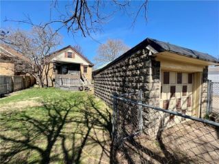 Foreclosed Home - 943 E 27TH ST, 16504