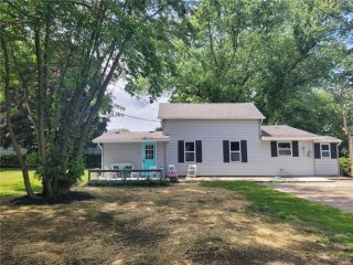 Foreclosed Home - 2706 W 24TH ST, 16506