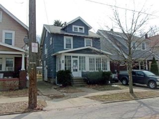 Foreclosed Home - 1151 W 5TH ST, 16507