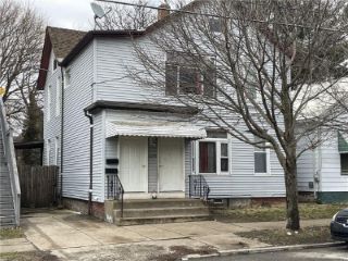 Foreclosed Home - 421 CASCADE ST, 16507