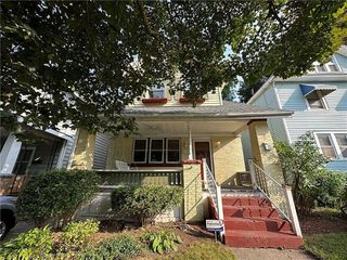 Foreclosed Home - 1162 W 5TH ST, 16507