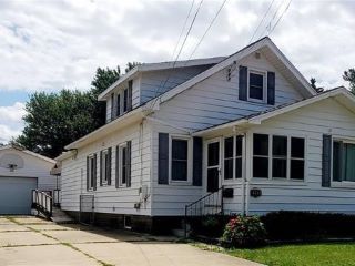 Foreclosed Home - 909 W 33RD ST, 16508