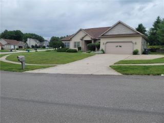 Foreclosed Home - 5821 COURTLAND DR, 16509