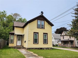 Foreclosed Home - 1904 MARKET ST, 16510