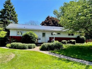 Foreclosed Home - 187 LAKE CLIFF DR, 16511