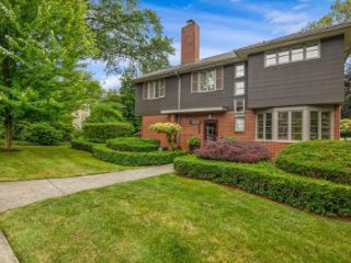 Foreclosed Home - List 100771148