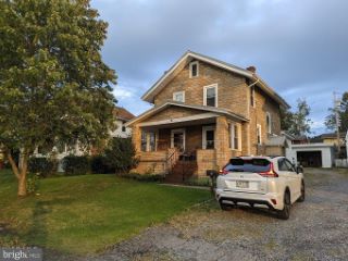 Foreclosed Home - 205 ORCHARD AVE, 16602