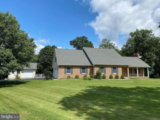 Foreclosed Home - 138 LAUREL HILL DR, 16866