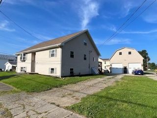 Foreclosed Home - 407 N BUFFALO ST, 16920