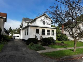 Foreclosed Home - 142 SAINT JAMES ST, 16933