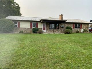 Foreclosed Home - 6 Broad St, 17257