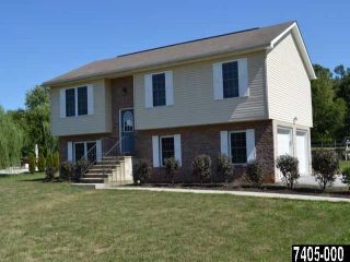 Foreclosed Home - 149 MEADOW BROOK LN, 17301