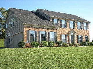 Foreclosed Home - 135 N ORCHARD VIEW DR, 17331