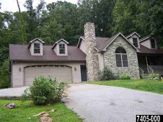 Foreclosed Home - 102 PIGEON HILL PARK RD, 17331
