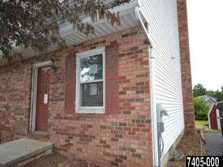 Foreclosed Home - 641 BOUNDARY AVE, 17331