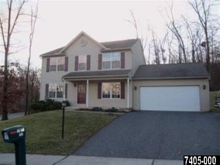 Foreclosed Home - 1875 PIN OAK DR, 17362
