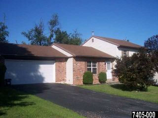 Foreclosed Home - 2836 GLEN HOLLOW DR, 17406