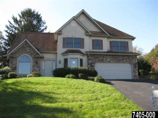 Foreclosed Home - 700 WOODSIDE RD, 17406