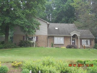Foreclosed Home - 149 VALLEY VIEW DR, 17522