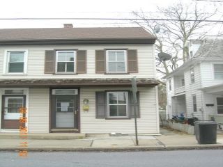 Foreclosed Home - 39 W FERDINAND ST, 17545