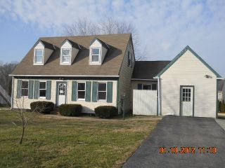 Foreclosed Home - 230 LANDIS DR, 17602