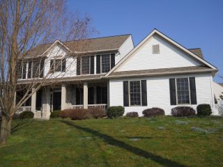 Foreclosed Home - 1735 ROCKVALE RD, 17602