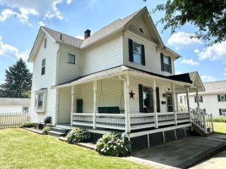 Foreclosed Home - 426 S HOWARD ST, 17702