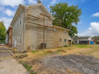 Foreclosed Home - 47 N FRONT ST, 17837