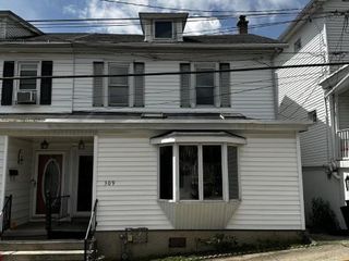 Foreclosed Home - 309 FLEET ST, 17901