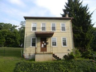 Foreclosed Home - 34 Cherry St, 17929