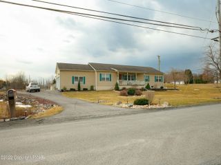 Foreclosed Home - 897 N SUMMIT RD, 18014