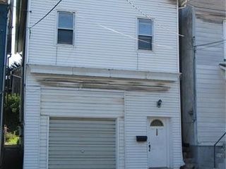Foreclosed Home - 135 E MAIN ST, 18014