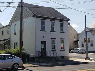 Foreclosed Home - 902 N NEW ST, 18018