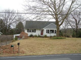 Foreclosed Home - 2001 RICHMOND RD, 18040