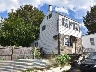 Foreclosed Home - 214 S CHERRY ST, 18042