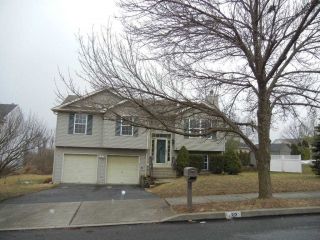 Foreclosed Home - 132 WOODSIDE DR, 18045