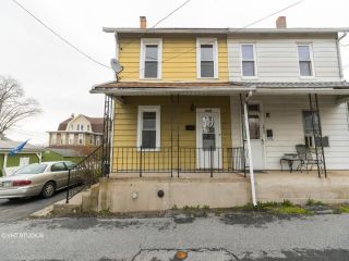 Foreclosed Home - 1035 East Alley St, 18052