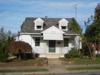 Foreclosed Home - 914 NEW JERSEY AVE, 18055
