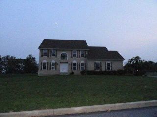 Foreclosed Home - 657 MANOR DR, 18067
