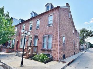 Foreclosed Home - 224 N 11TH ST, 18102