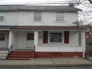 Foreclosed Home - 227 E MAPLE ST, 18109