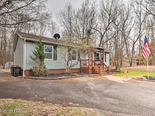 Foreclosed Home - 10 WHITE BIRCH WAY, 18210