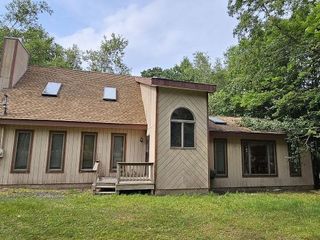 Foreclosed Home - 875 STONY MOUNTAIN RD, 18210