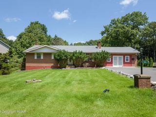 Foreclosed Home - 186 PENN FOREST TRL, 18210