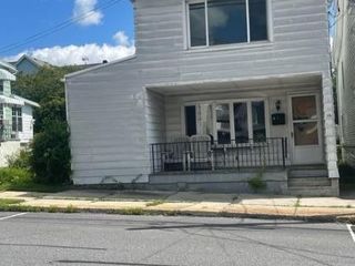 Foreclosed Home - 16 W PHILLIPS ST, 18218