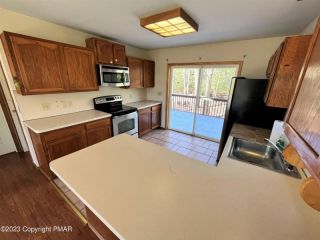 Foreclosed Home - 57 DELAWARE DR, 18229