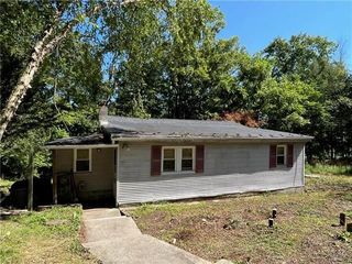 Foreclosed Home - 11 SWENSON ST, 18252