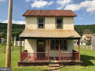 Foreclosed Home - 555 Main St, 18256